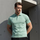 👔 50 % RABATT NU!💨 Herr-T-shirt i snabbtorkande piké – Athletic Fit & skrynkelfri – ett måste i din smart casual-garderob ✨